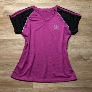 Adidas tee